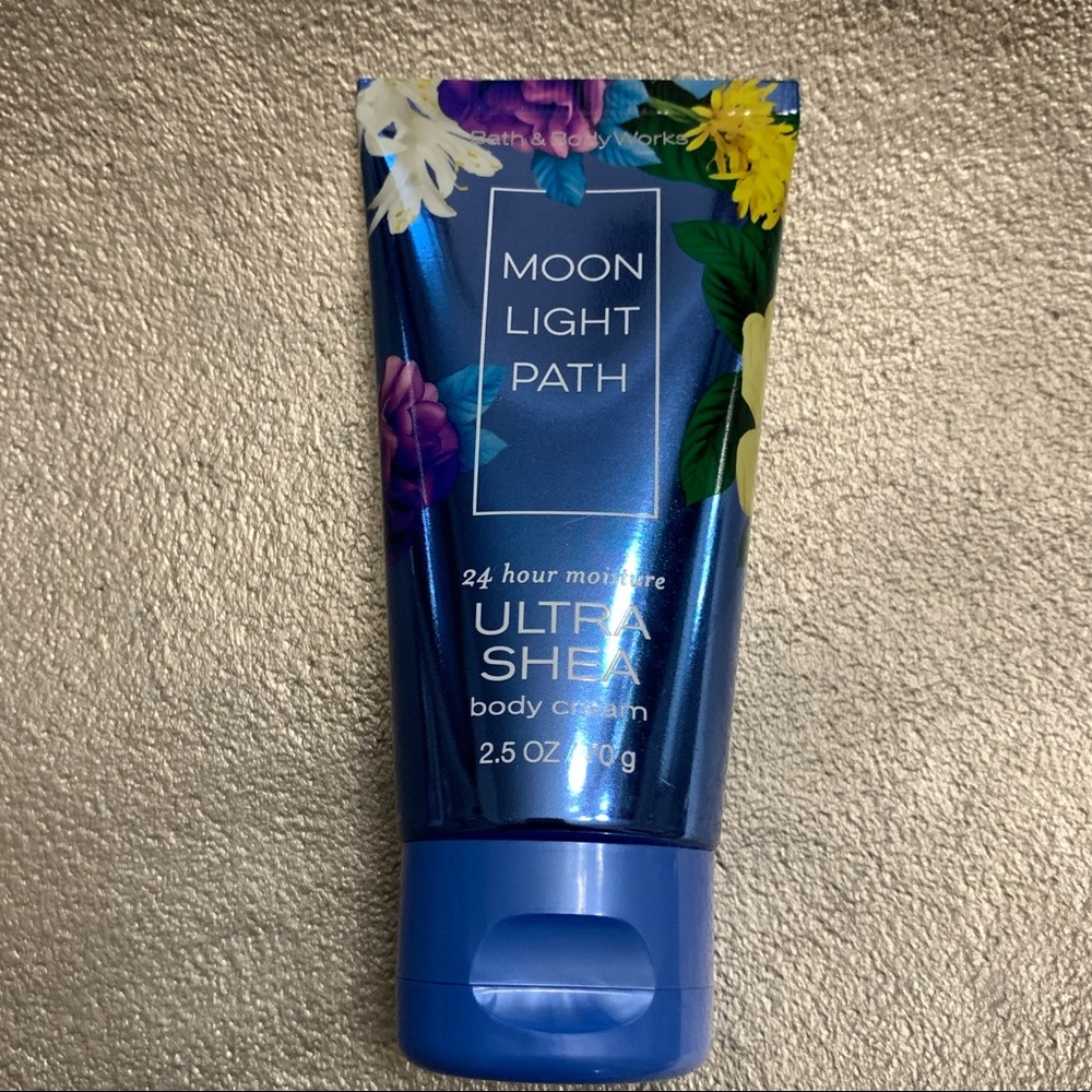 Bath & Body Works MOON LIGHT PATH Ultra Shea body Cream 2.5oz/70 g